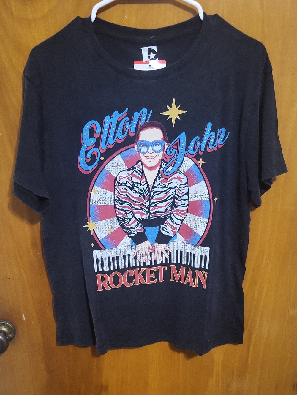 Womens Xs NWT- Elton John Rocket Man Graphic Tee